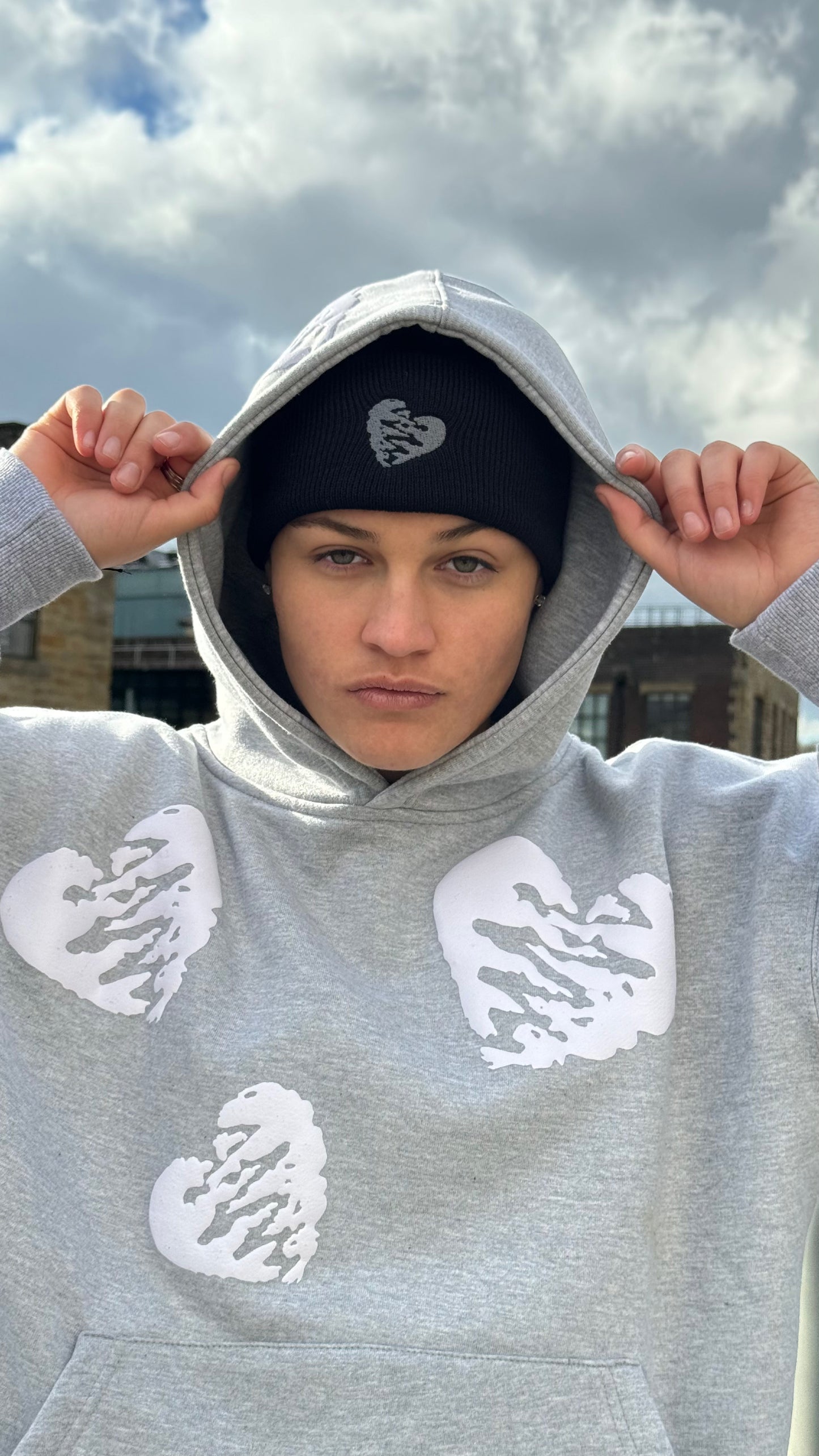 HARTE Broken Hoodie WHT/GRY